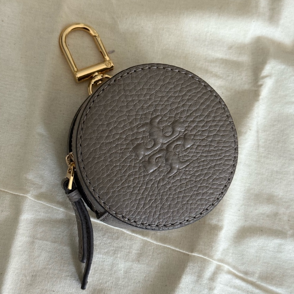 New Tory Burch Thea pouch Pebbled Gray Leather Coin Case